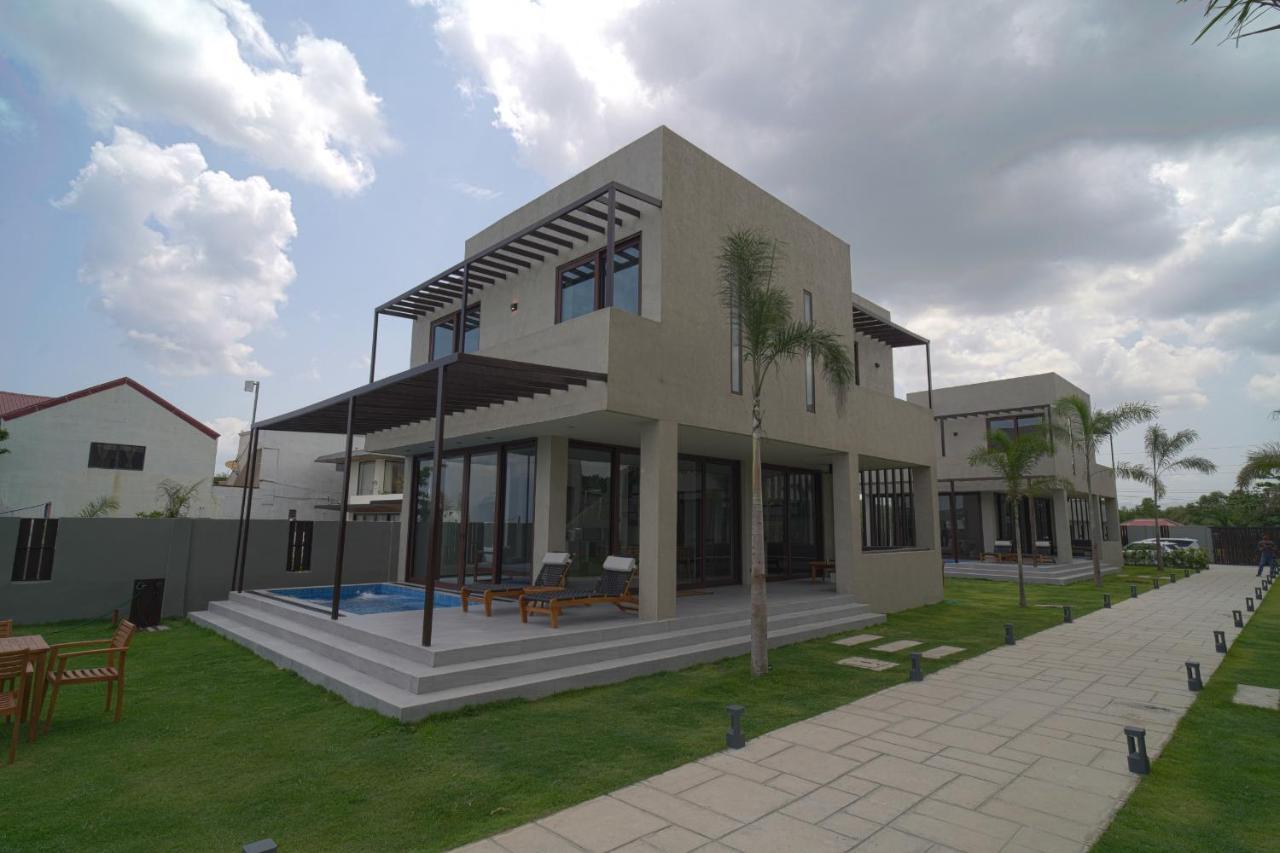 Araya Beach Casas Batangas Exteriér fotografie