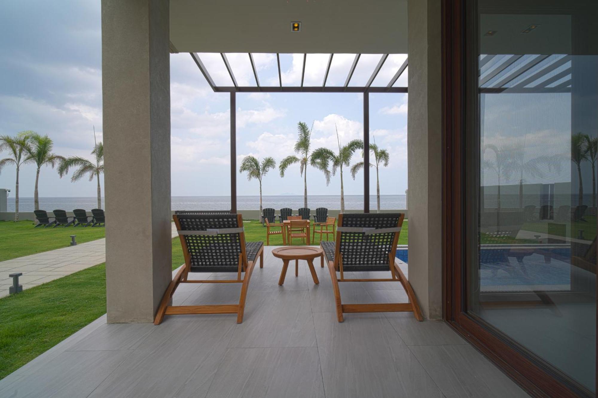 Araya Beach Casas Batangas Exteriér fotografie
